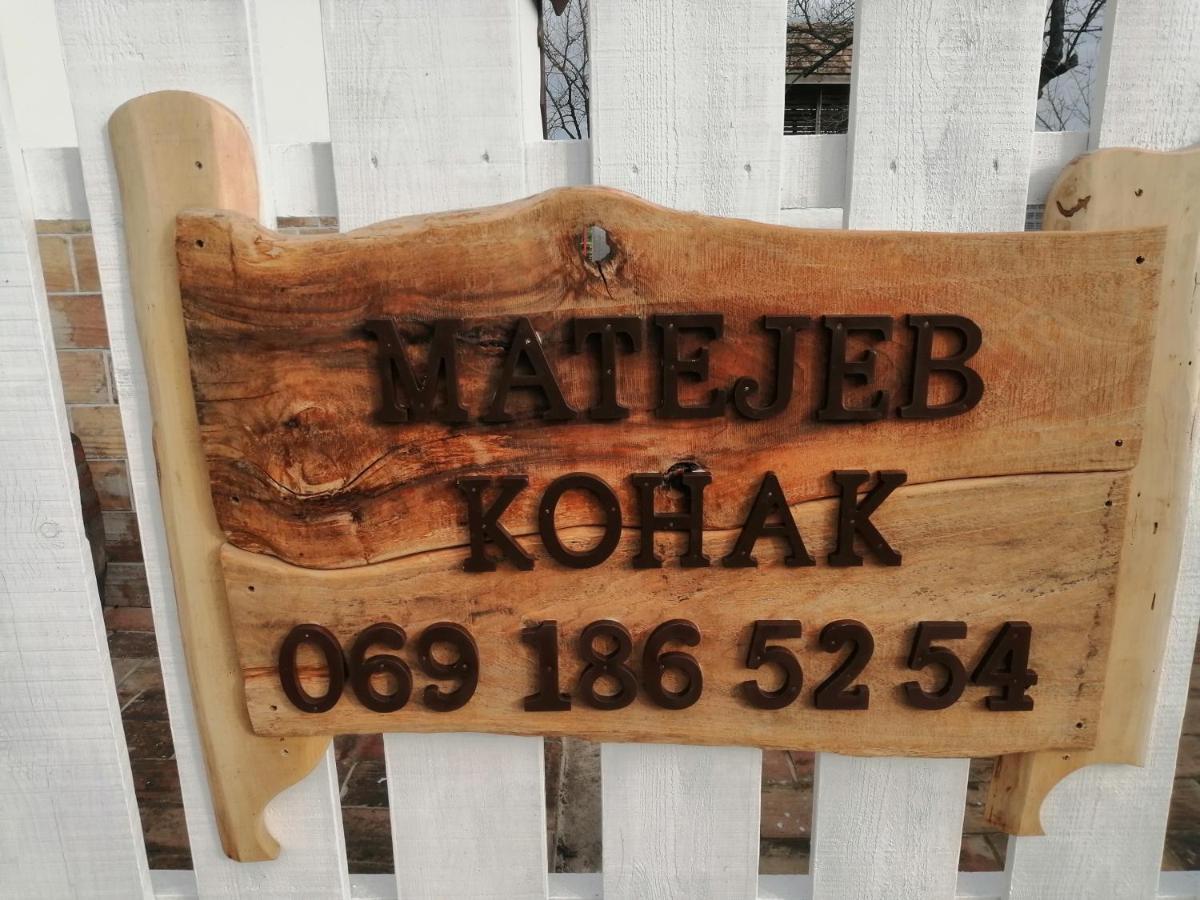 Matejev Konak Susara エクステリア 写真
